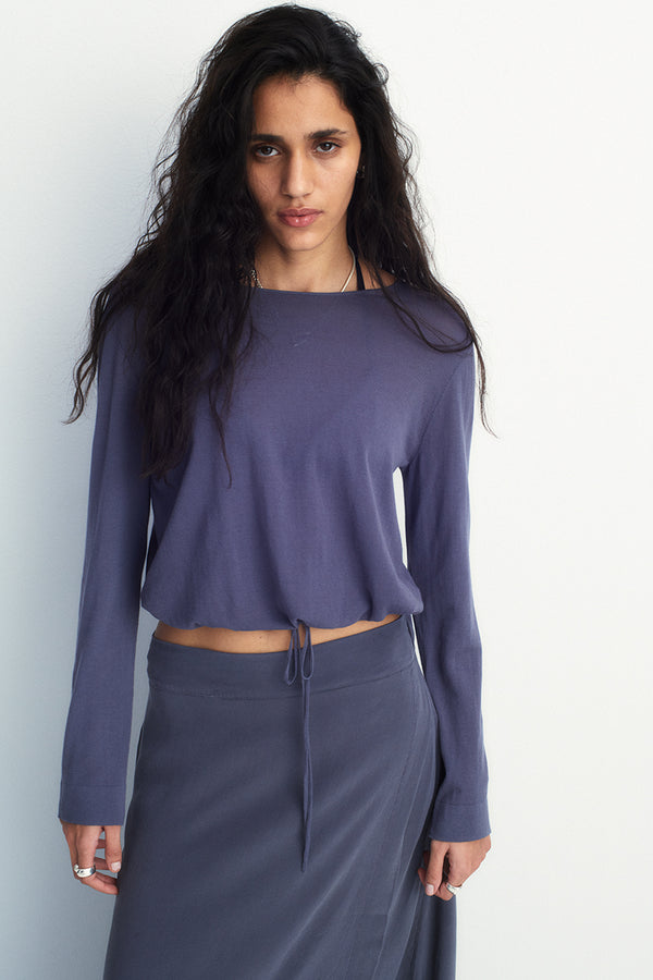 Ultra-lightweight cotton sweater in plain knit with adjustable waistband