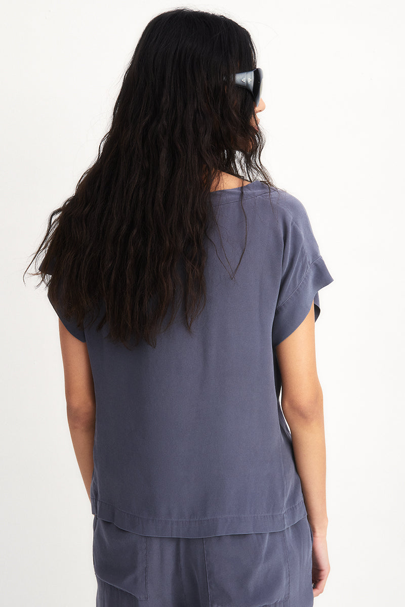 Blusa de seda natural con forma de camiseta