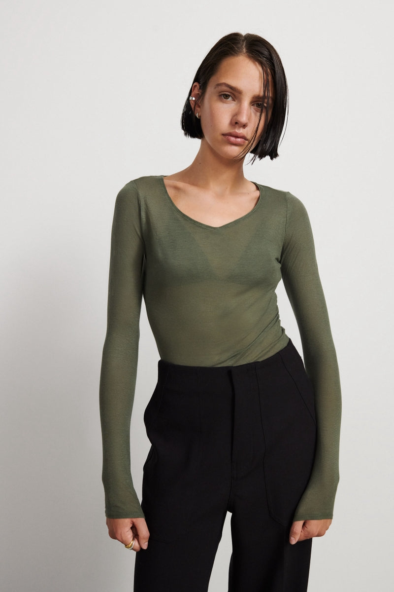 Camiseta ultrafina algodón con manga larga y escote V