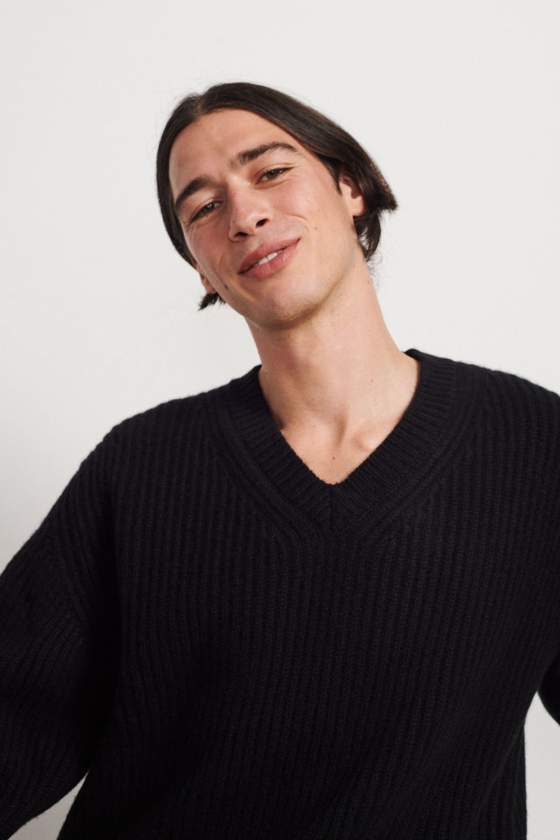 Jersey grueso de cashmere con cuello V