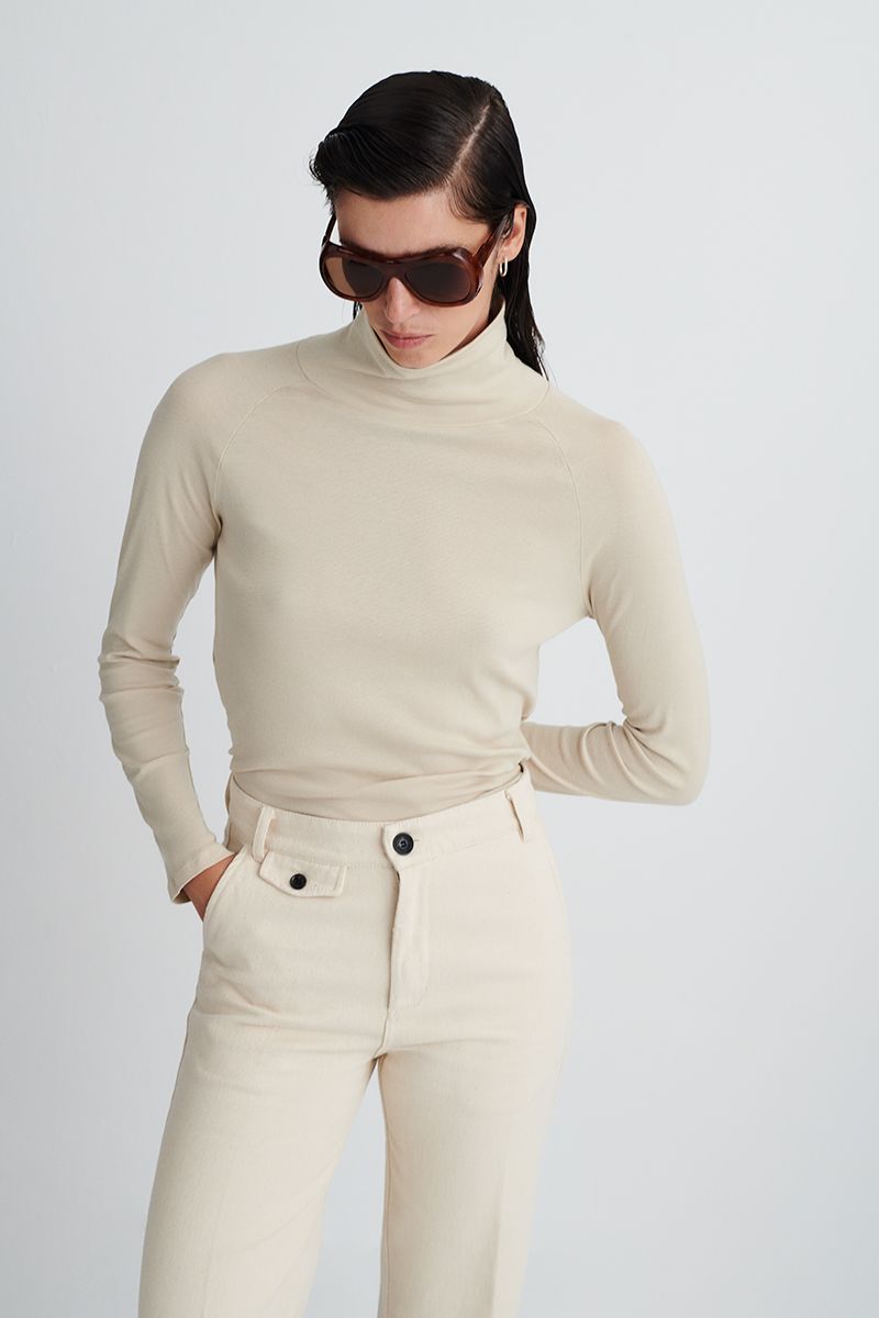 T-shirt in cotton micro-rib with a turtleneck