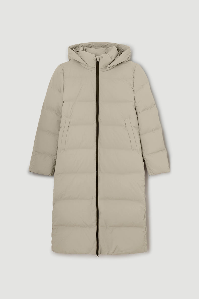 Abrigo largo de pluma