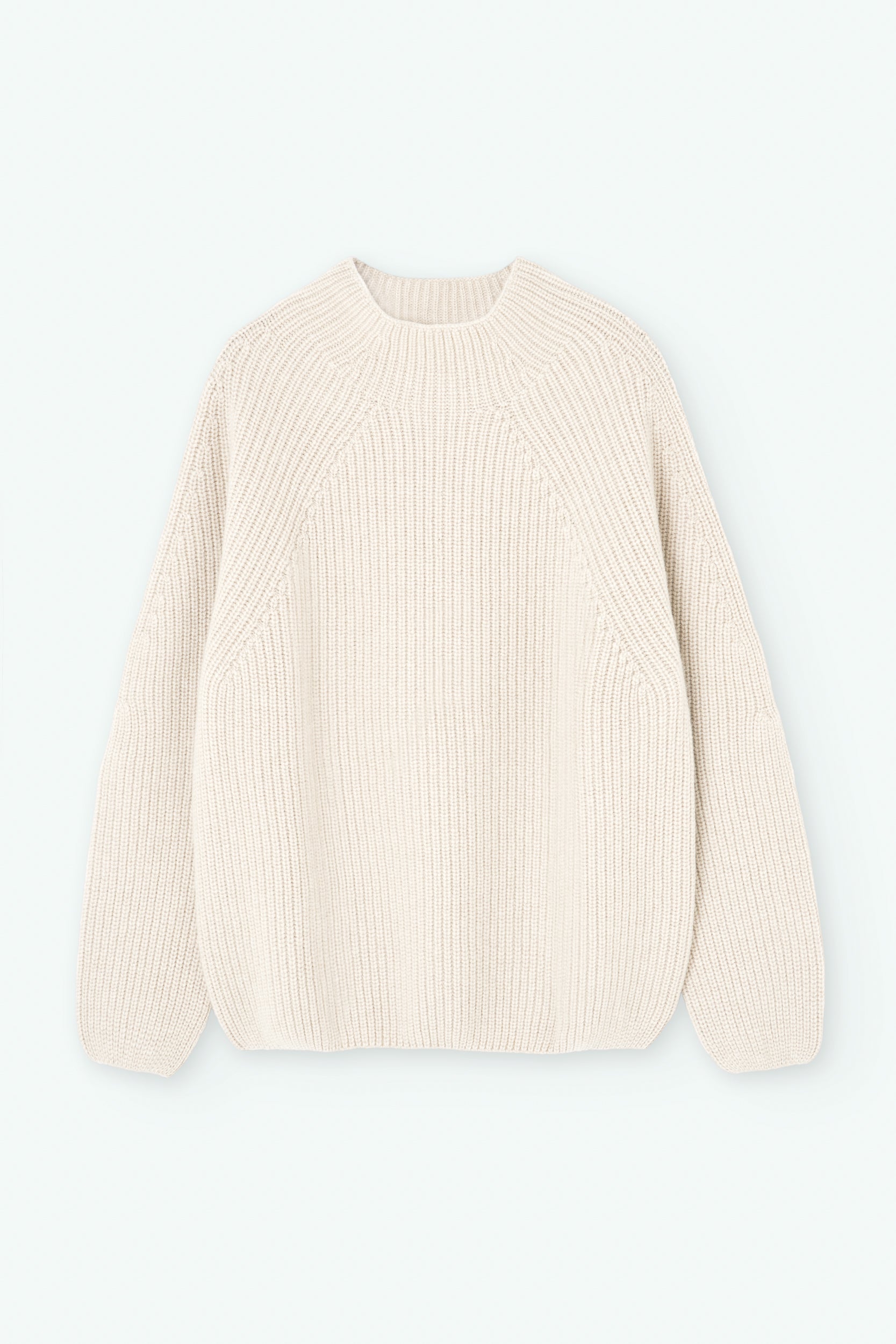 Jersey de cashmere con cuello alto y amplio