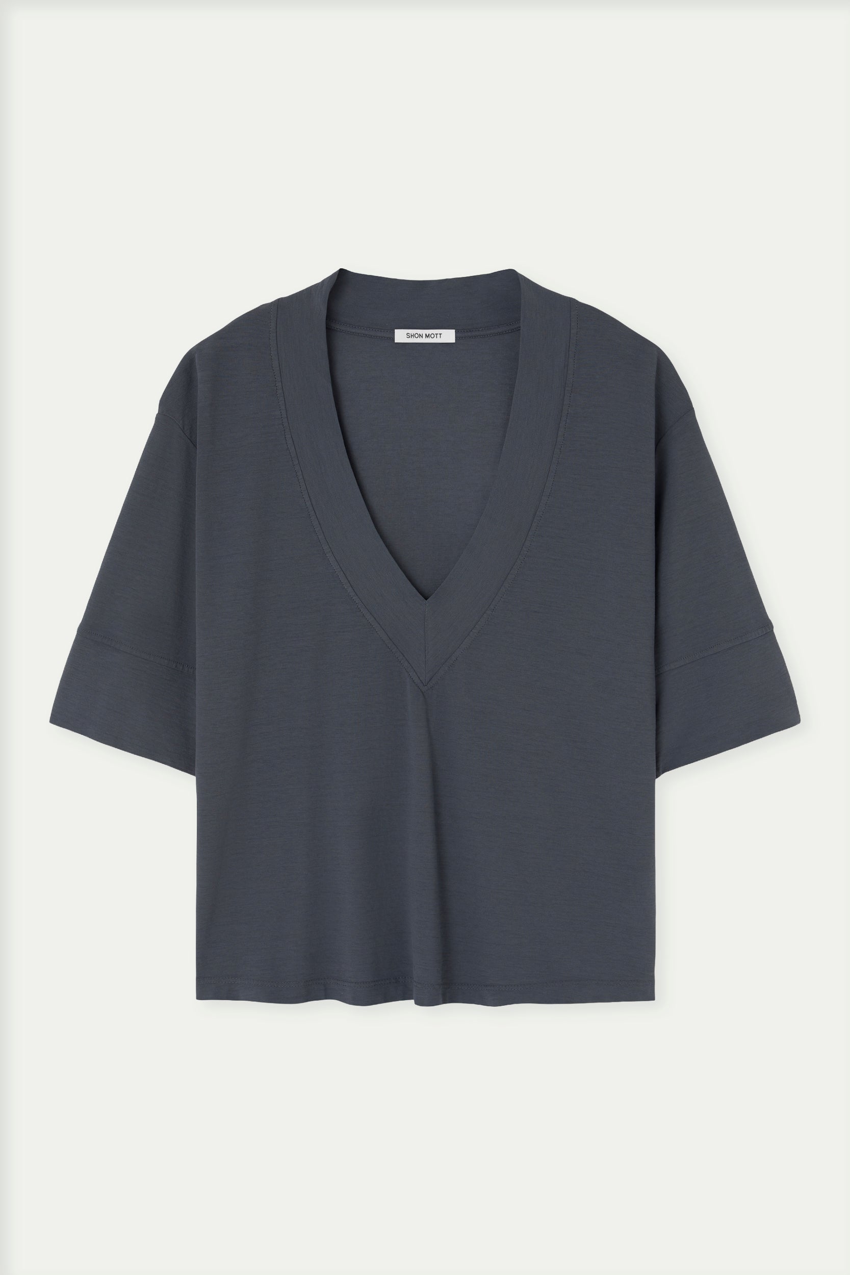 Camiseta de algodón cuello pico