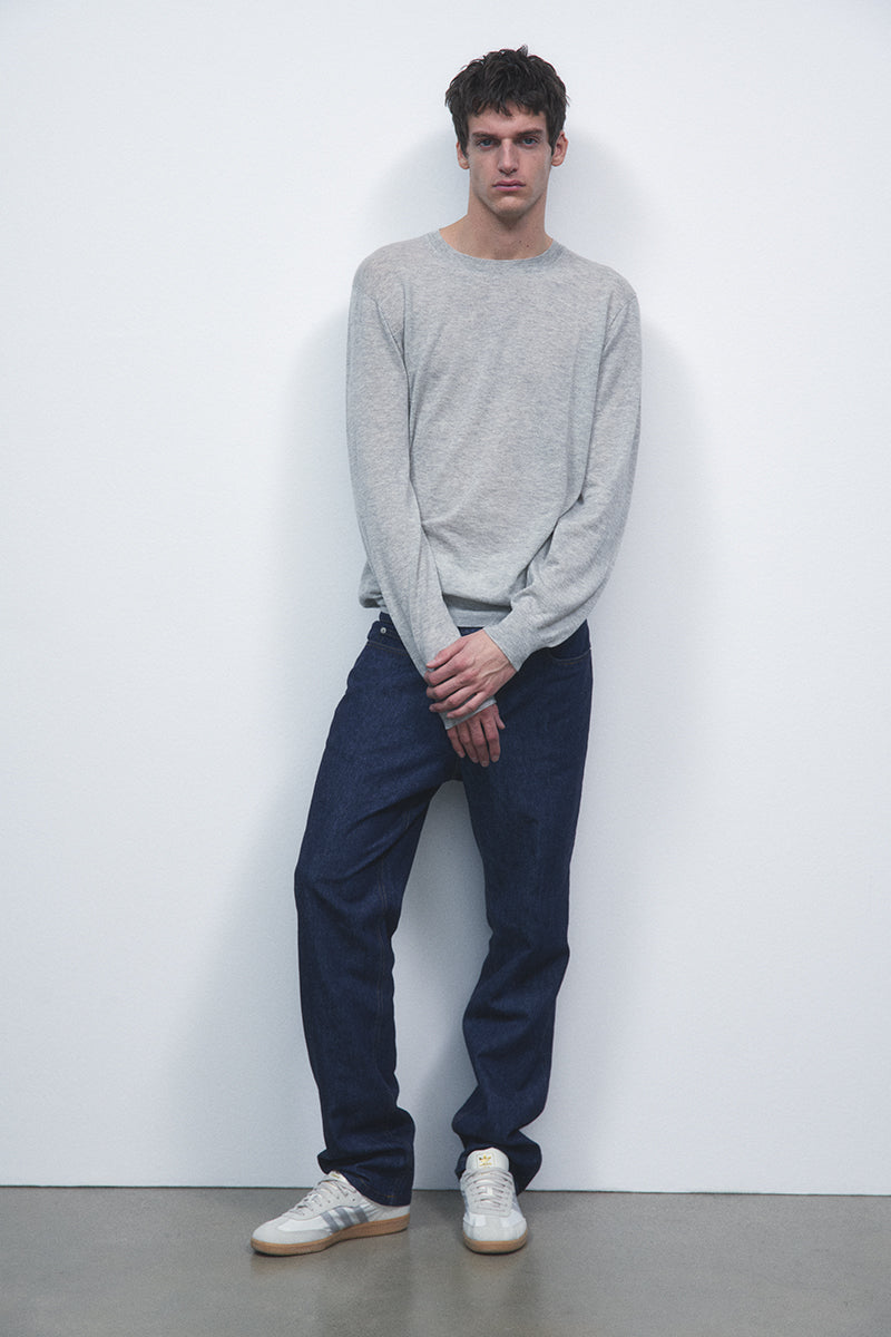 Basic light cashmere sweater
