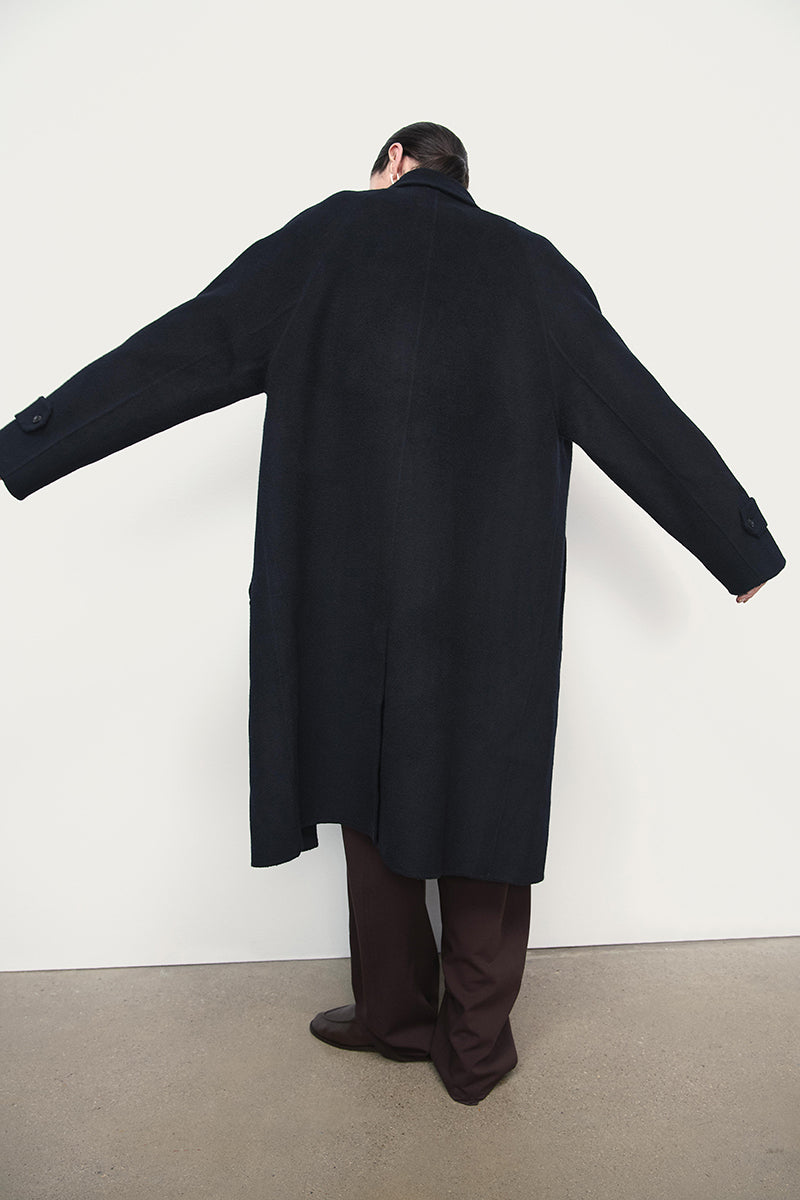 7023638 #color_deep blue