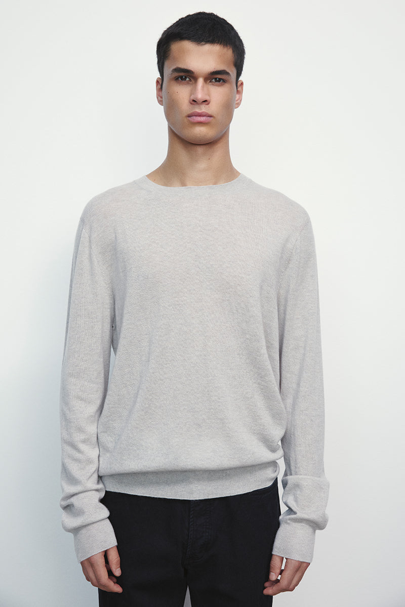Basic light cashmere sweater