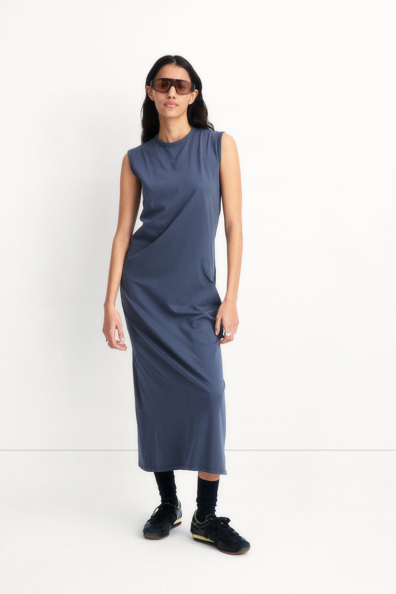 Sleeveless ultra-light cotton dress
