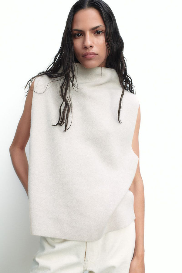 Chaleco de cashmere con cuello alto