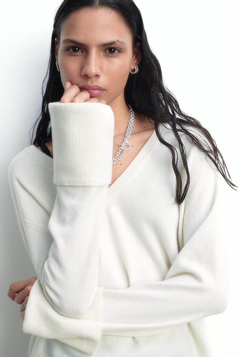 Cashmere V-neck sweater