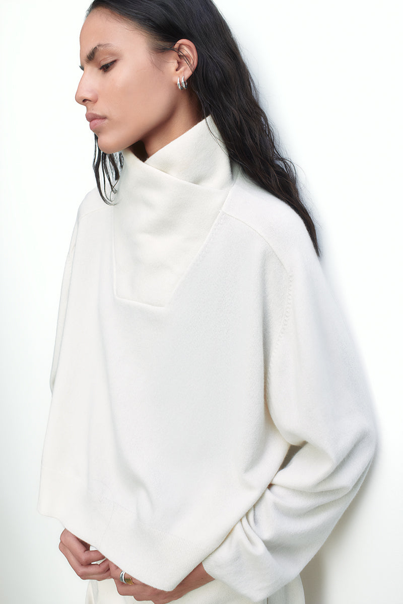 Cashmere sweater with high neck