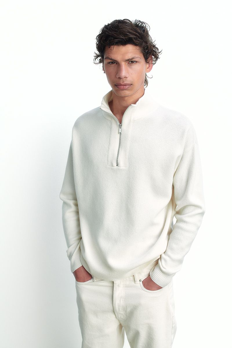 High-neck cashmere sweater with zipper