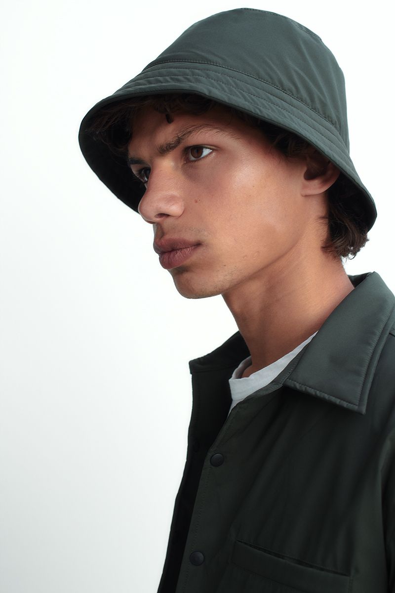 Quilted waterproof bucket hat