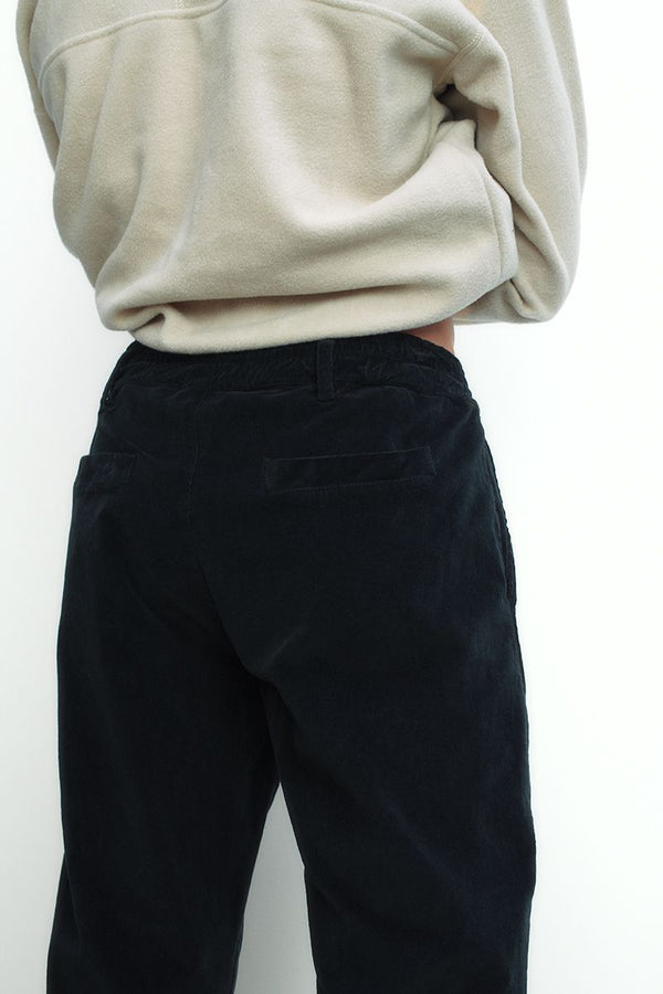 Pleated corduroy trousers