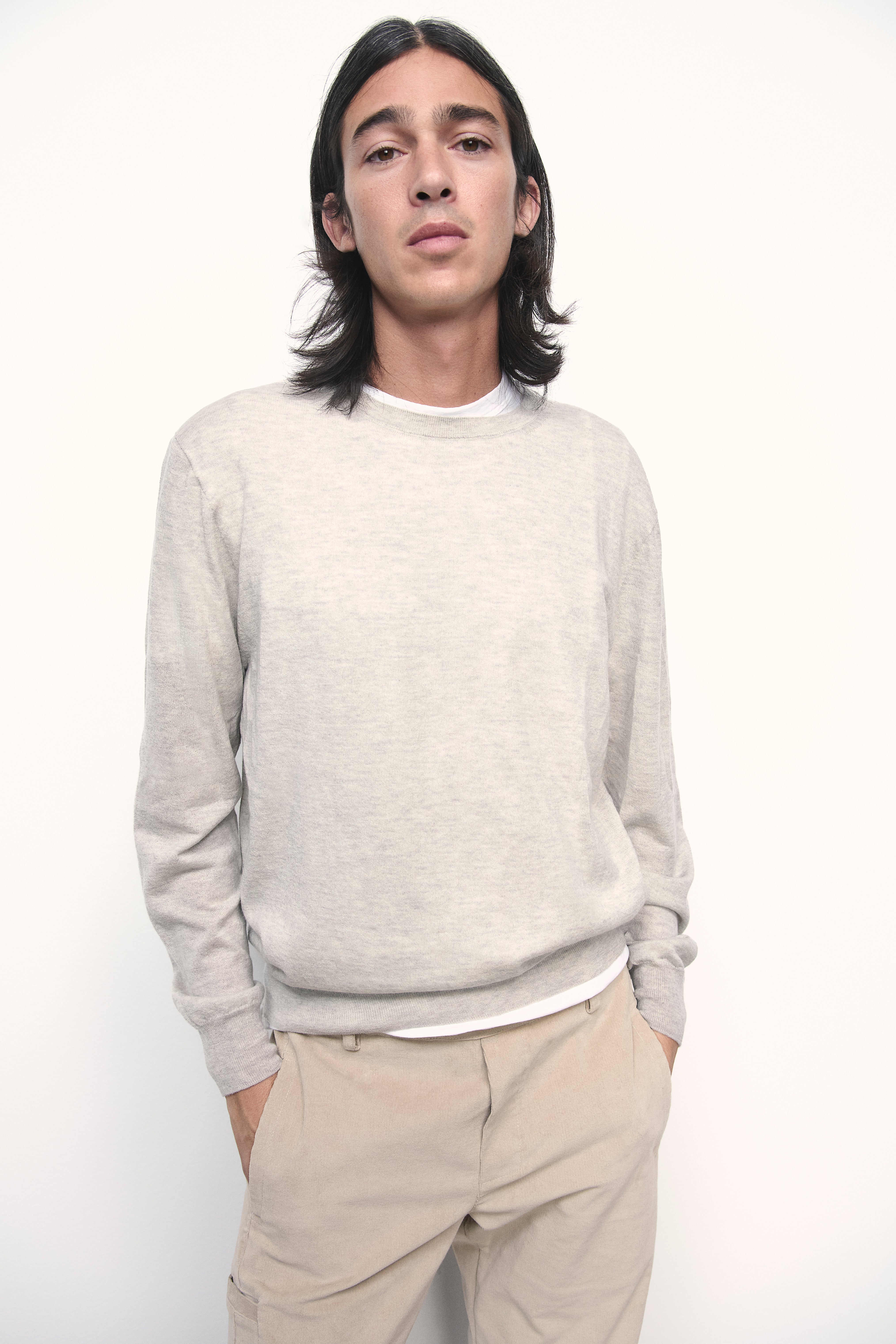 6750595 #color_sand grey