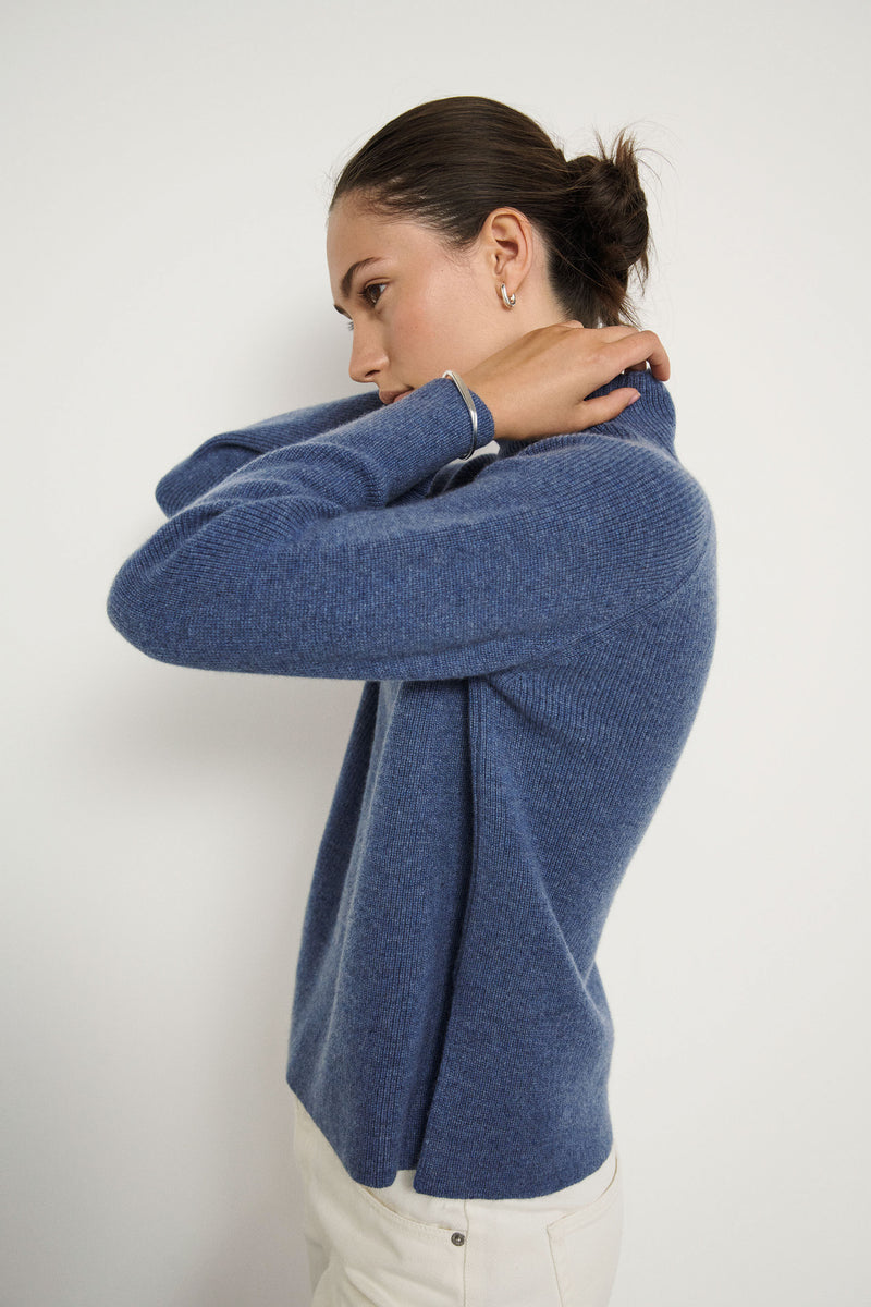 Cashmere sweater with swan neck and side slits
