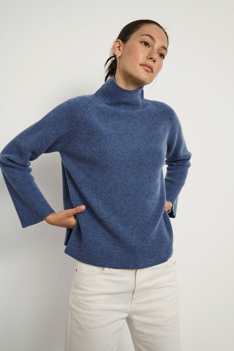 Cashmere sweater with swan neck and side slits