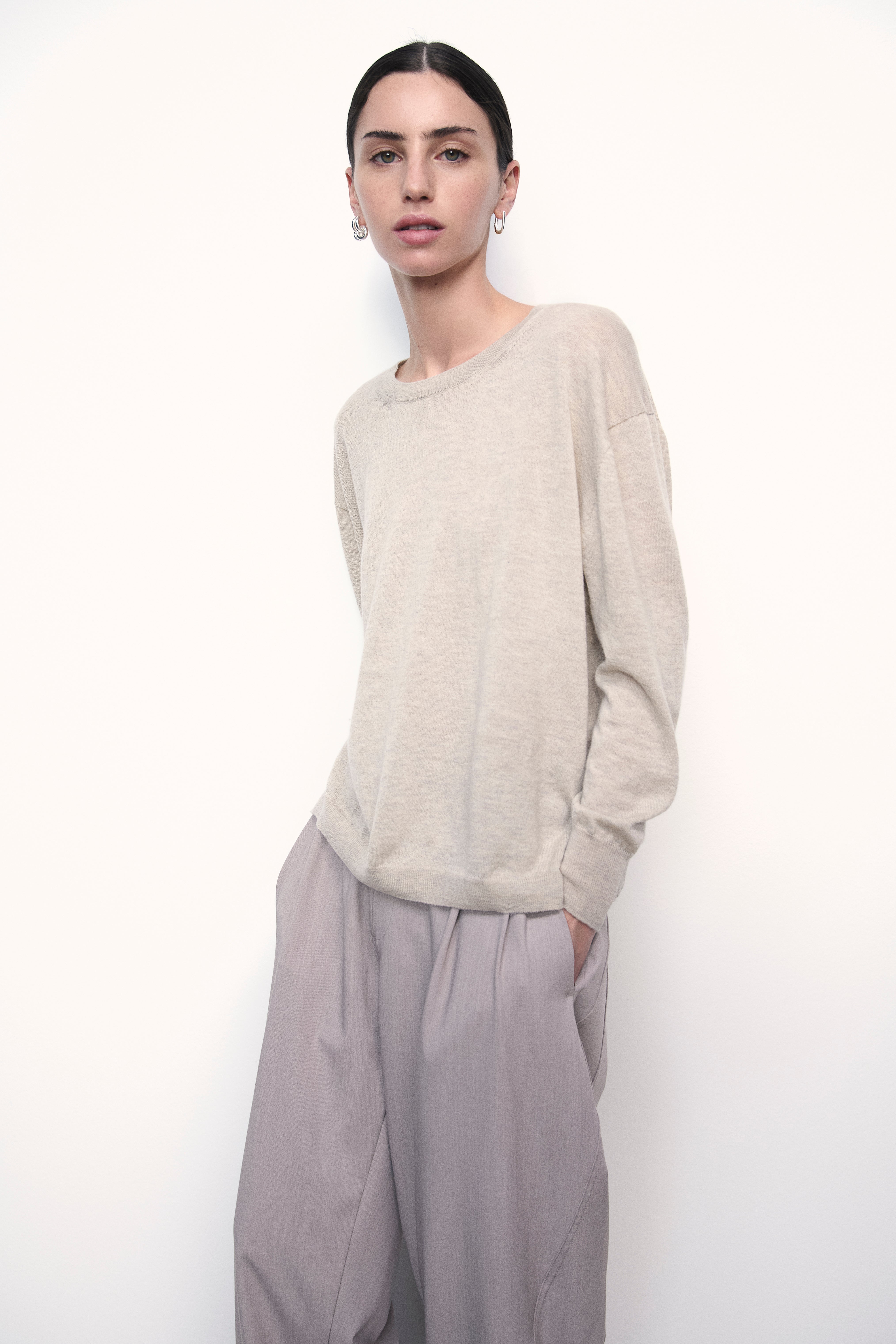 6750132 #color_sand grey