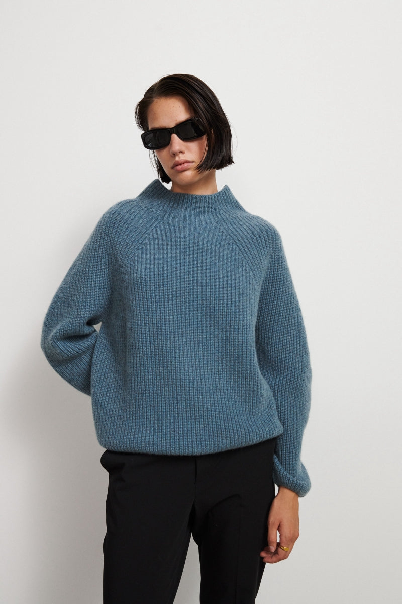 Cashmere sweater with high and wide collar