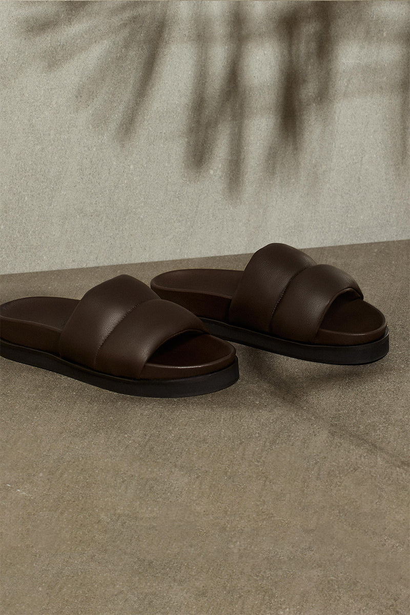 Sandalias de piel con suela ergonómica