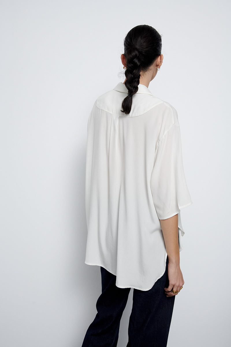 Oversized silk shirt with short sleeves