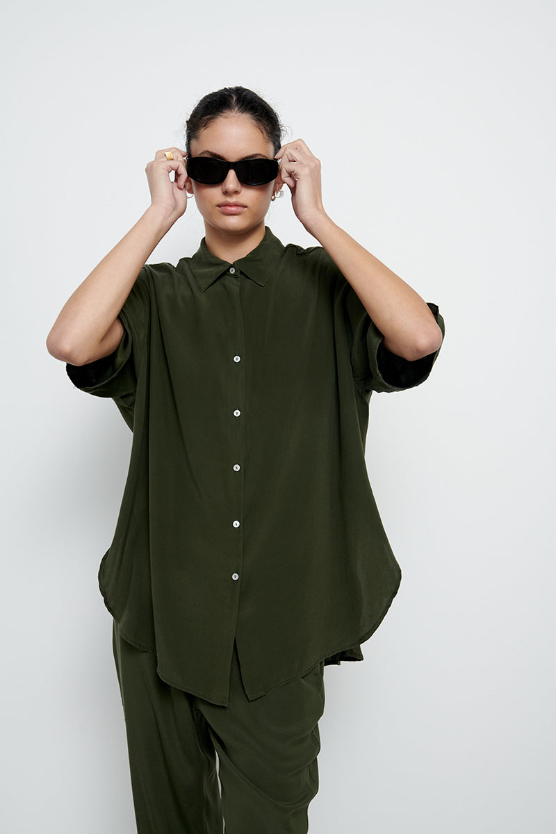 Oversized silk shirt with short sleeves