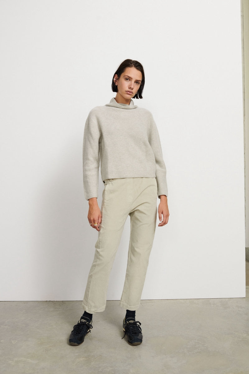 Corduroy pants with elastic waistband