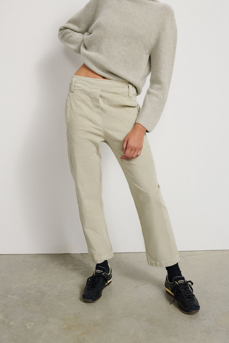 Corduroy pants with elastic waistband