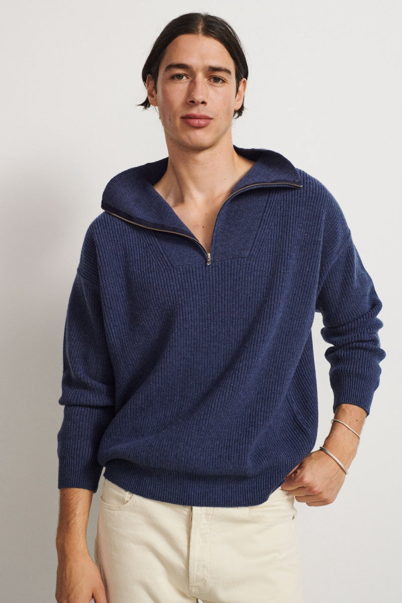 Cashmere sweater with zipper