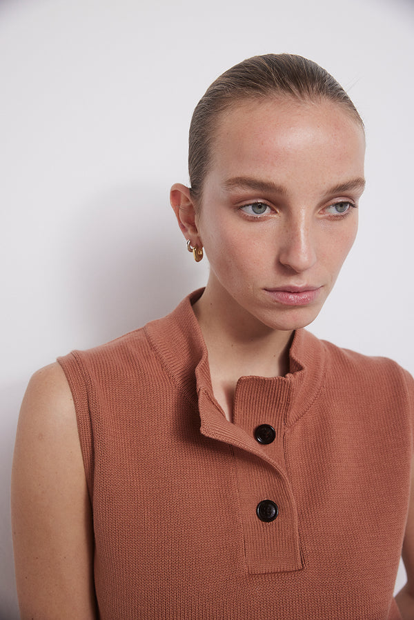 Knitted vest