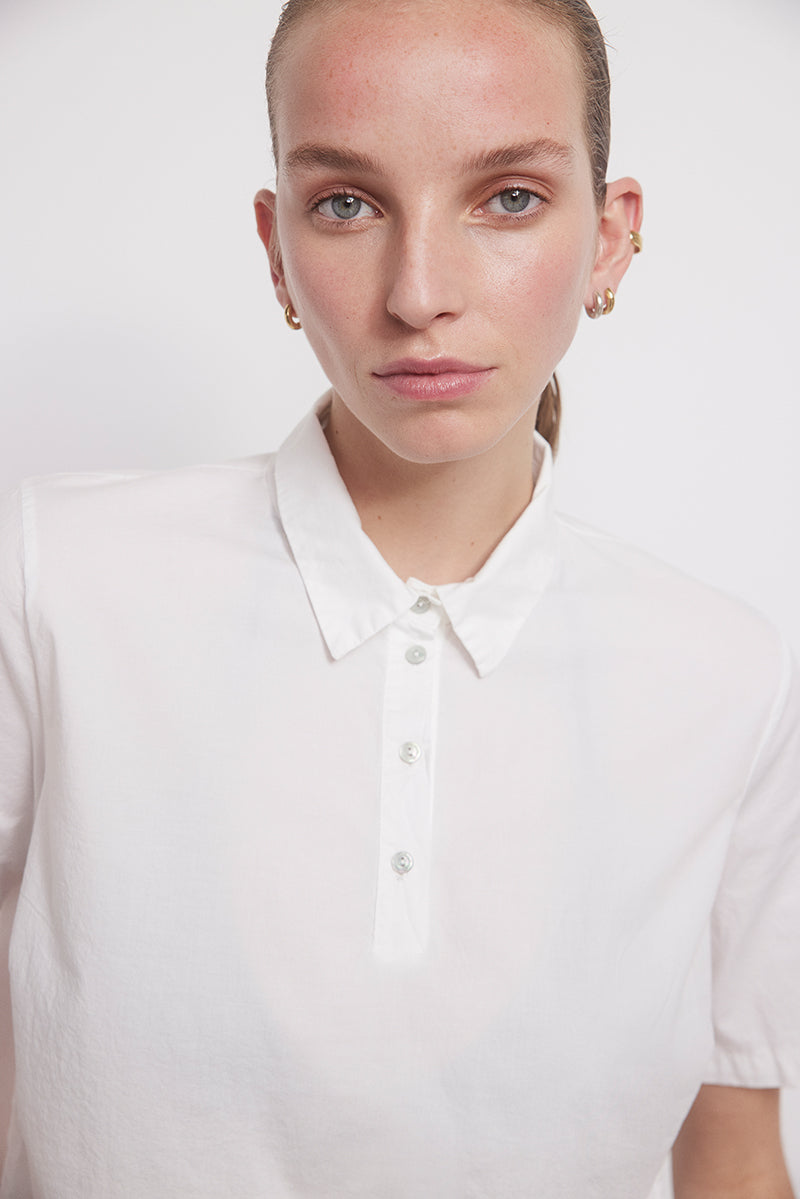 Short cotton shirt