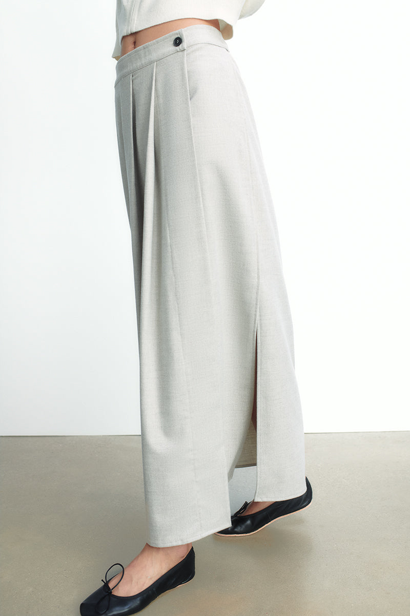 Falda de franela con pinzas