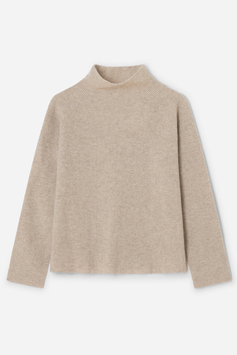 Cashmere sweater with a turtleneck and side slits