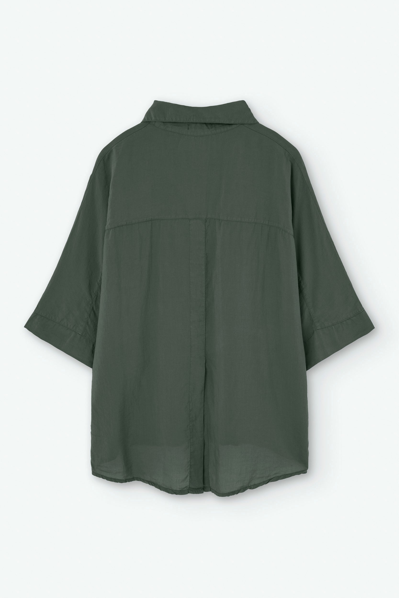 Blusa con cuello polo