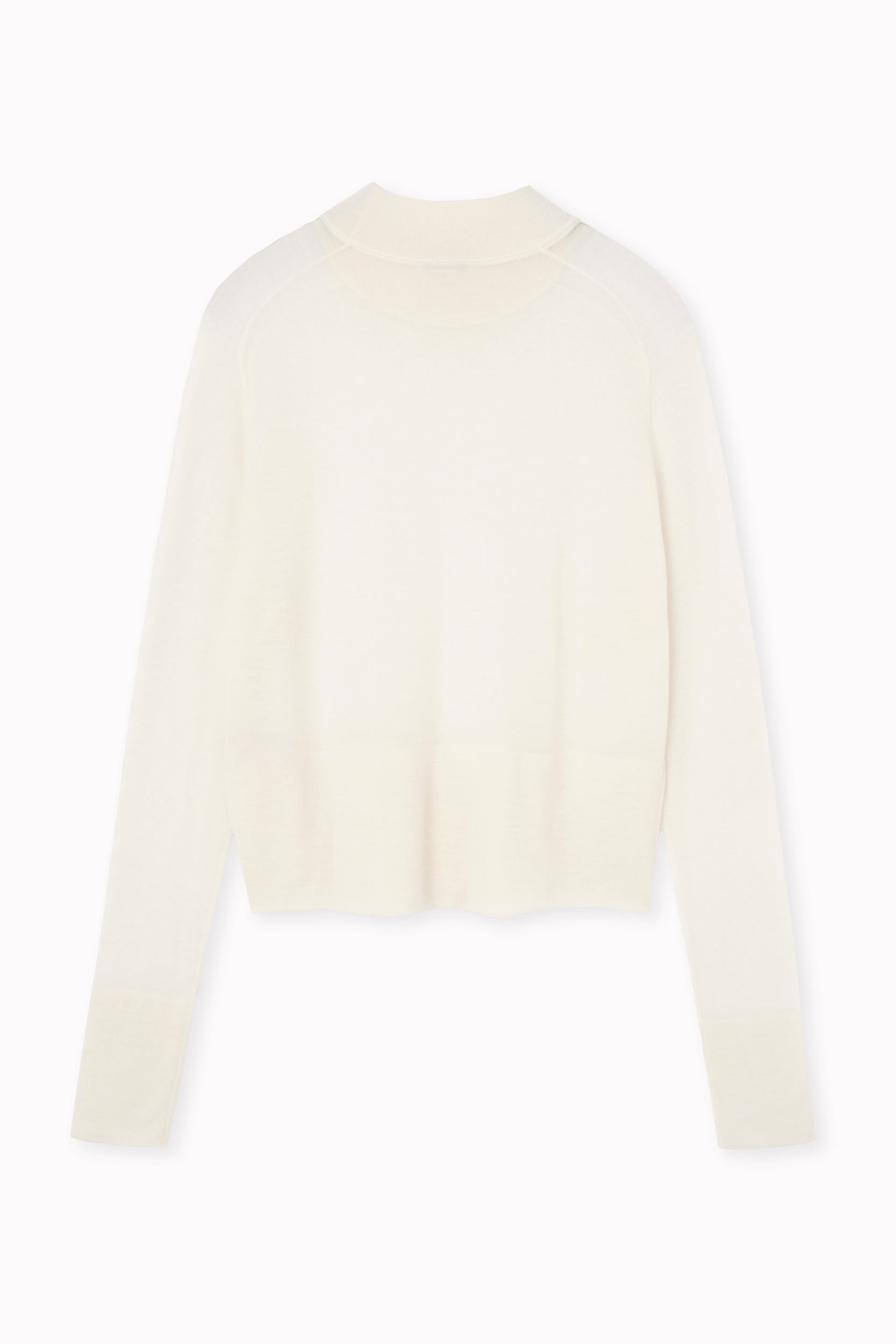 Jersey en cashmere air con cuello perkins