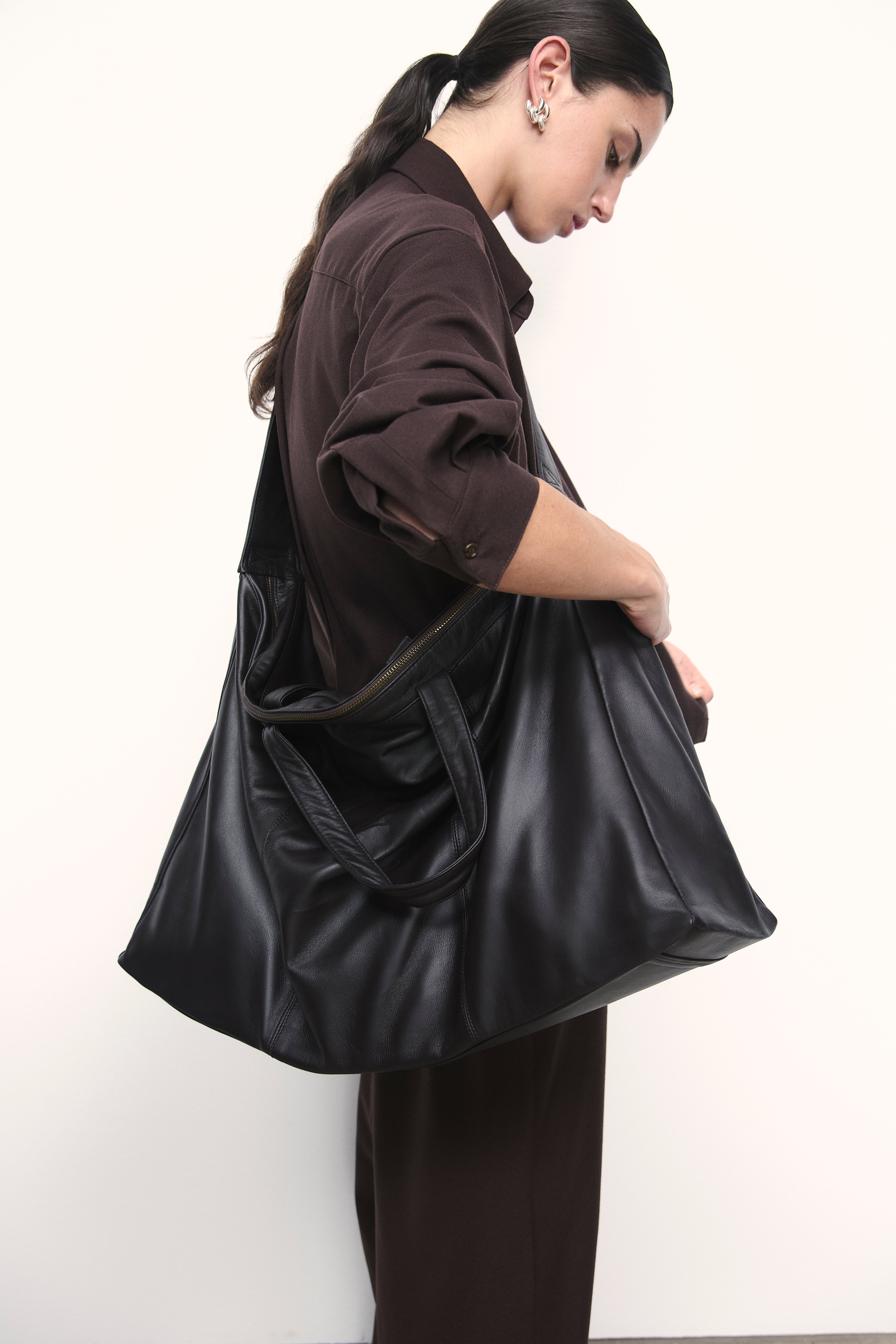 Large travel bag