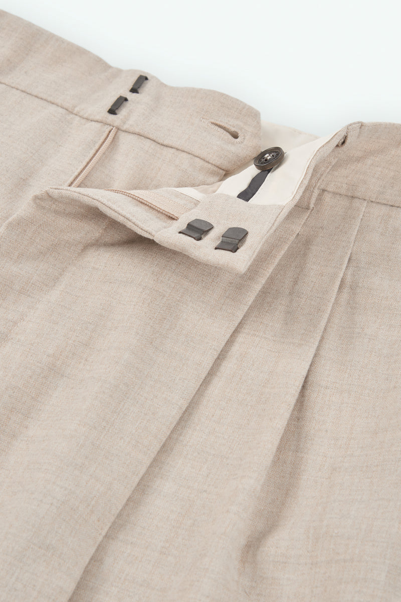 Pantalón de franela con pinzas
