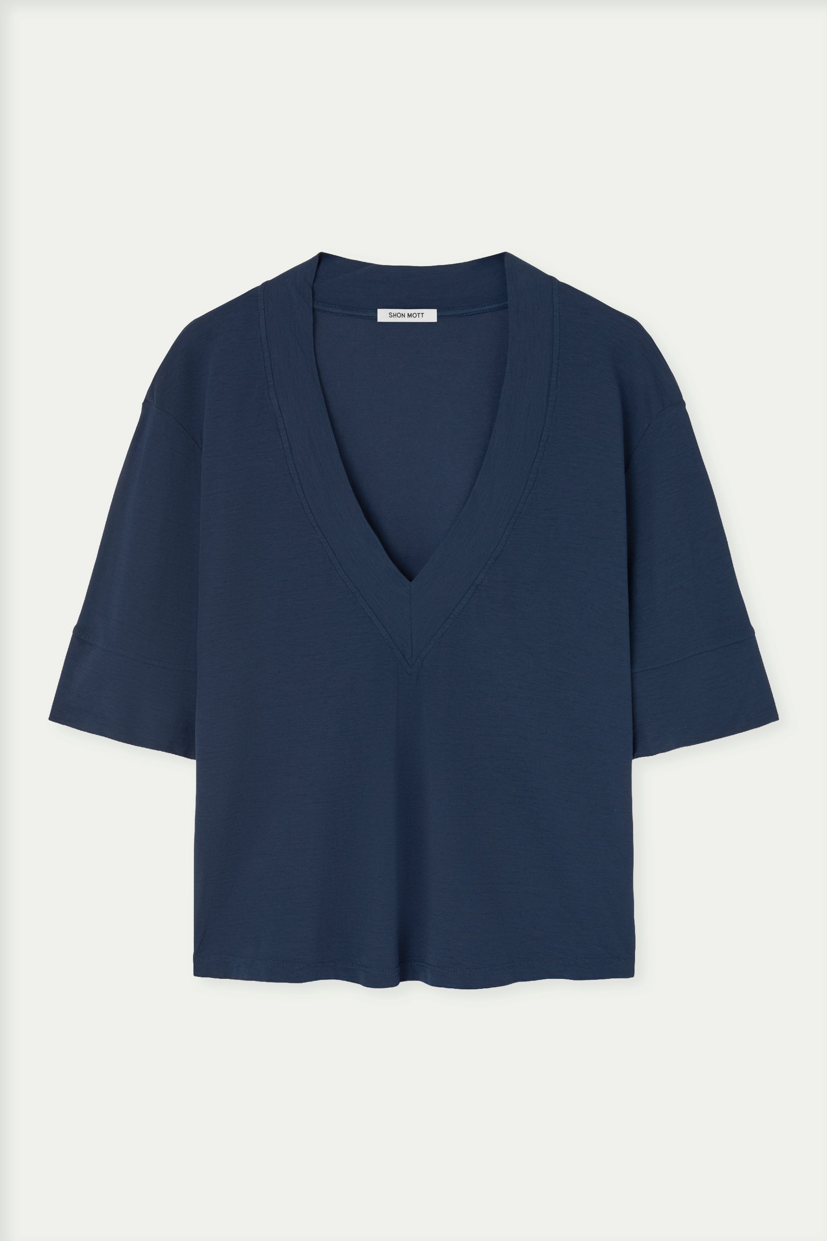 Camiseta de algodón cuello pico