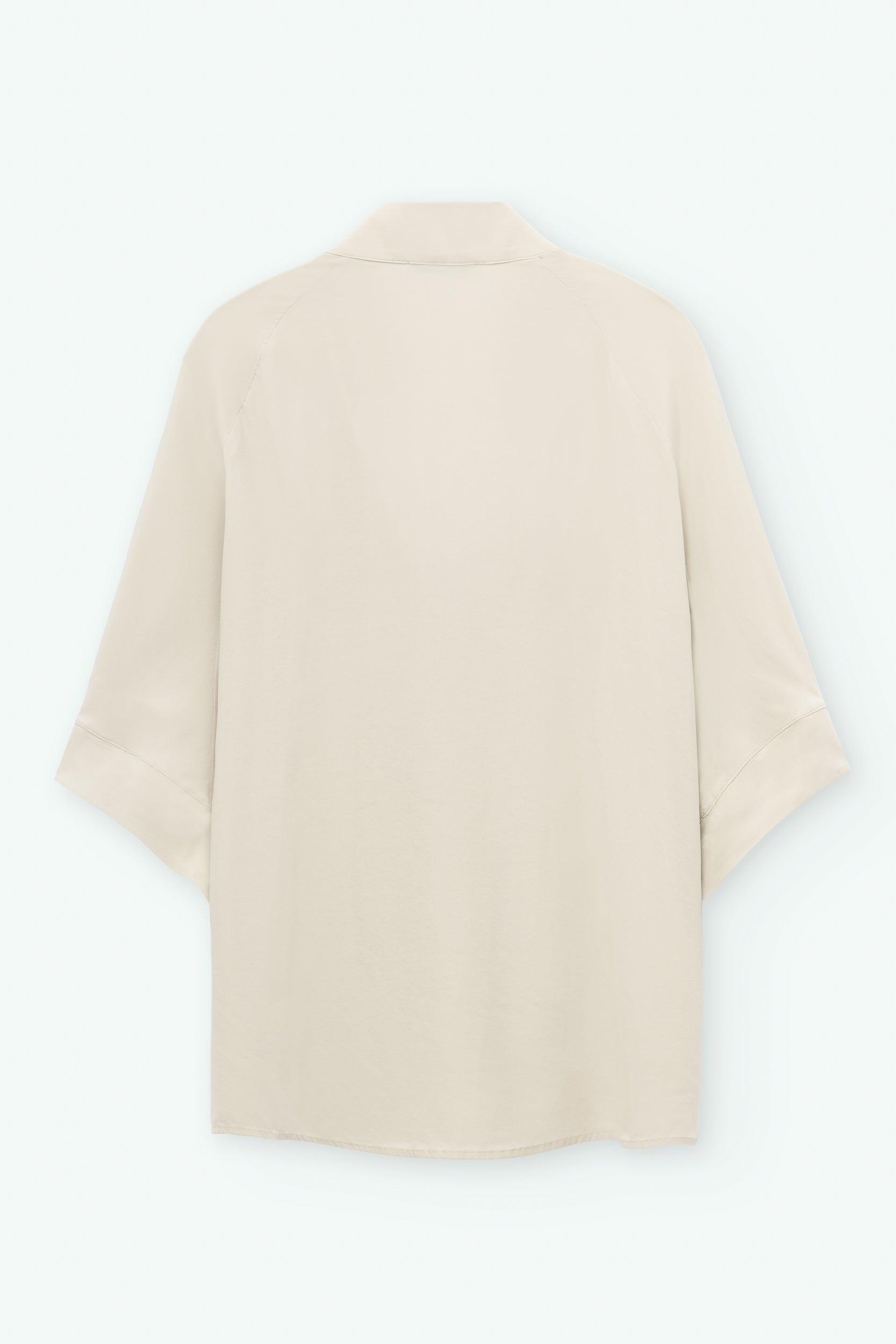 Blusa de seda con cuello mao