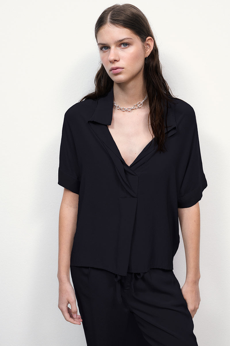 Blusa de seda con cuello mao