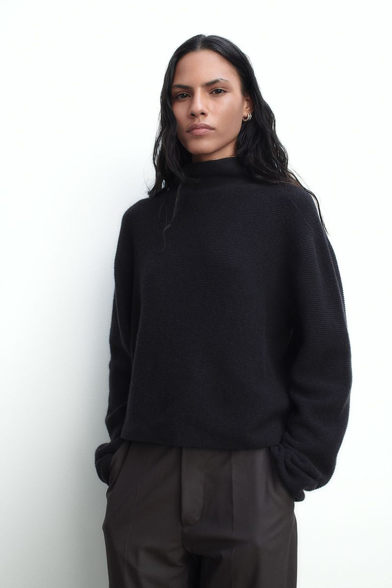 Cashmere sweater with funnel neck