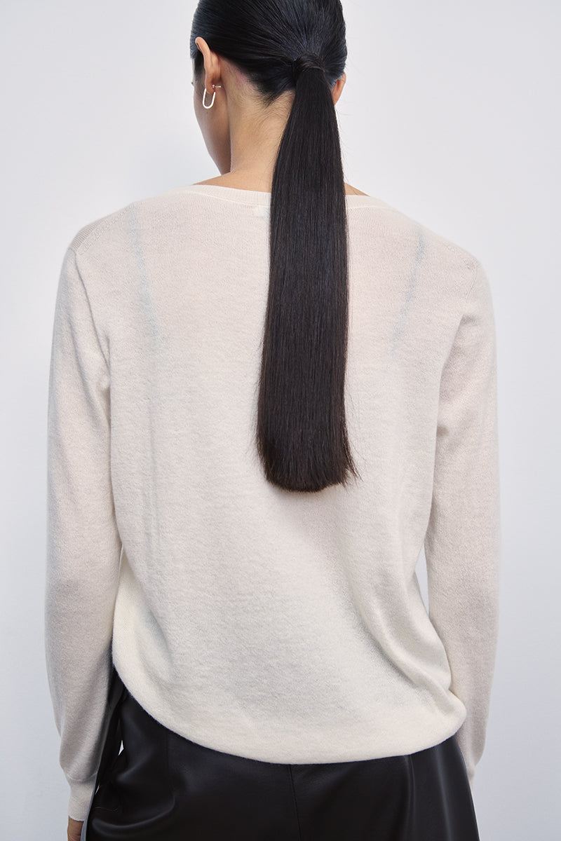 Jersey basico con cuello redondo de cashmere light