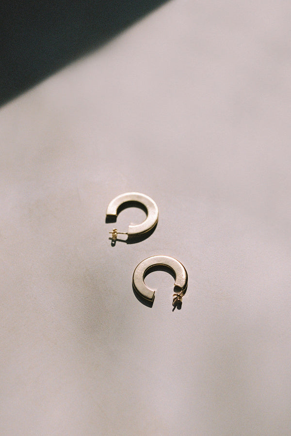 Gold plated flat earrings - Gold