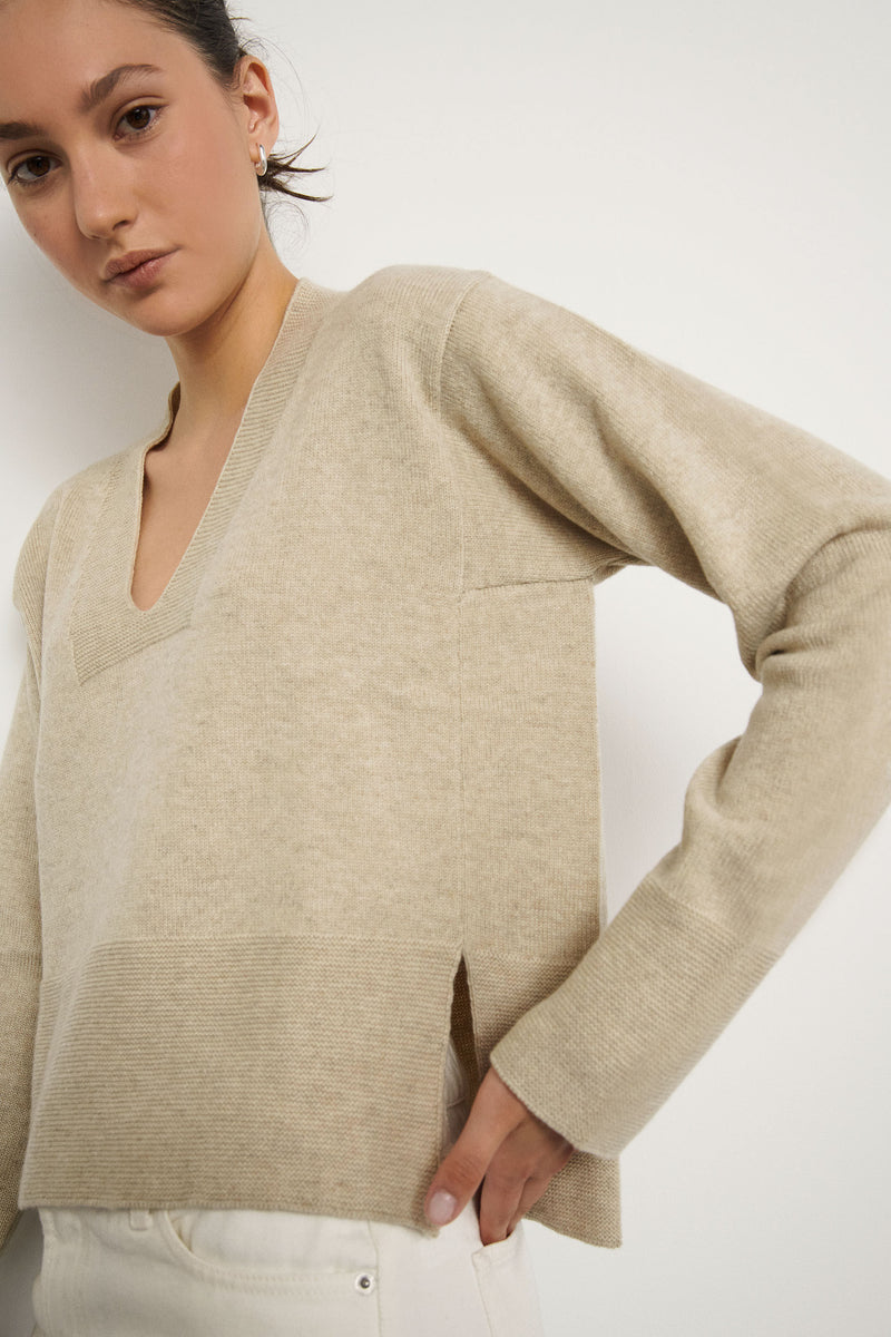 Jersey de cashmere con escote V - Soft Ecru