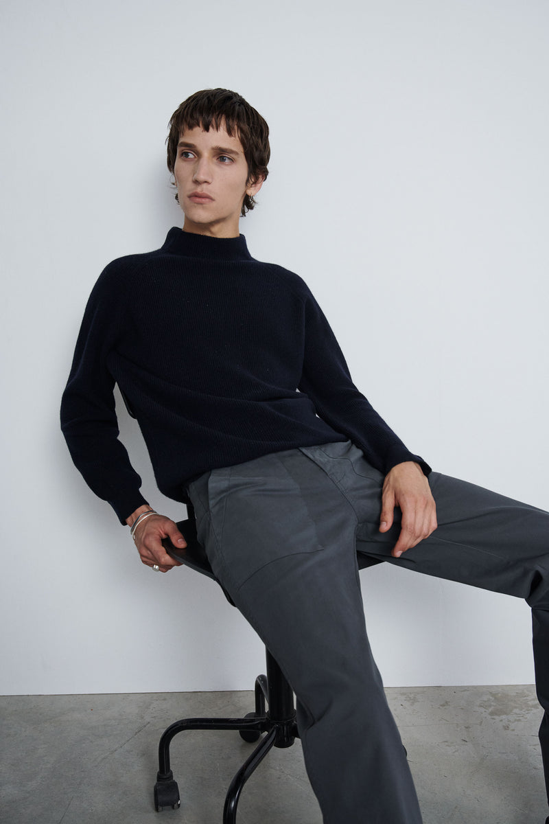 Jersey de cashmere con cuello perkins alto - Black  - 100% Cashmere