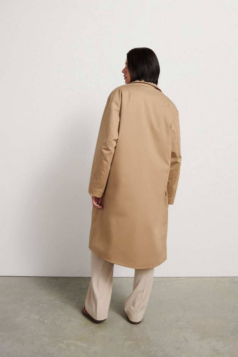 MacKintosh acolchado - Sand Grey