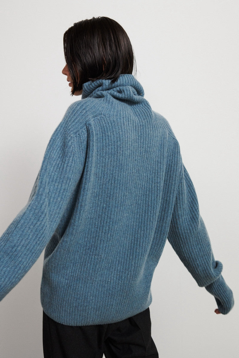 Jersey de cashmere oversized con cuello vuelto - Deep Sea